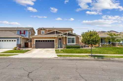 34440 Yale Dr, Yucaipa, CA 92399-6844