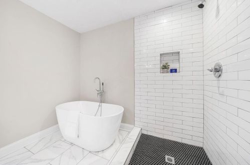 3740 High Pt Ln, Atlanta GA  30331-7906 exterior