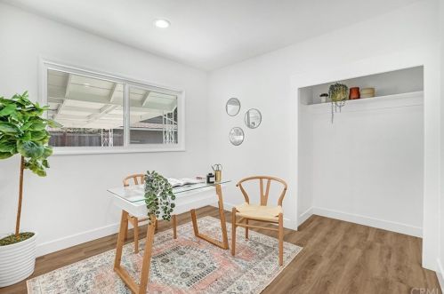 1048 Fairbrook Ln, Santa Ana CA  92706-1106 exterior