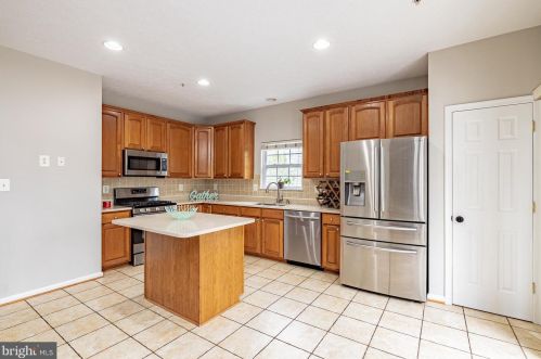 507 Twinleaf Dr, Aberdeen MD  21001-2652 exterior