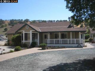 4811 Briones Valley Rd, Los Angeles, CA 94513-4919