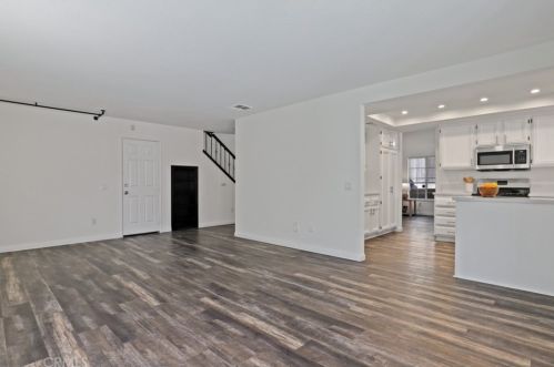 8499 Yarrow Ln, Riverside CA  92508-2969 exterior