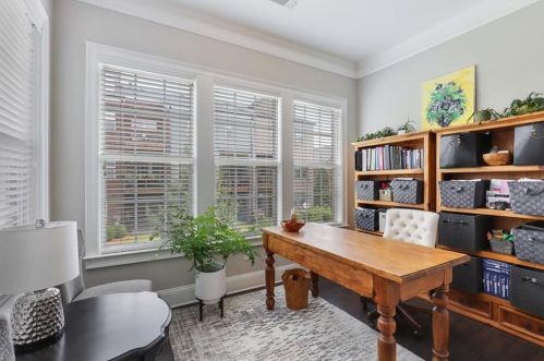 3632 Brookleigh Ln, Atlanta GA  30319-2206 exterior