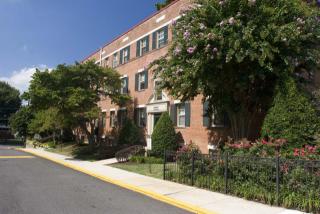 8000 Eastern Dr, Silver Spring MD  20910-3127 exterior