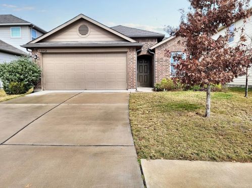 11932 Jamie Dr, Webberville TX  78653-5094 exterior