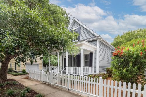 80 Sowell St, Mount Pleasant, SC 29464-2659