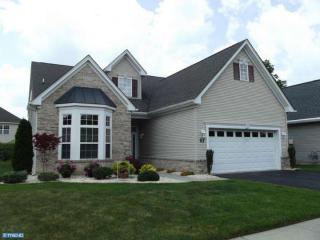 67 Monte Carlo Dr, Trenton, NJ 08691-3741