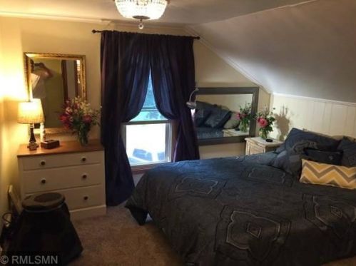 264 Dwinnell Ave, Saint Paul MN  55115-1435 exterior