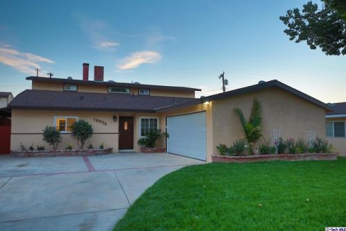 18856 Armstead St, Irwindale, CA 91702