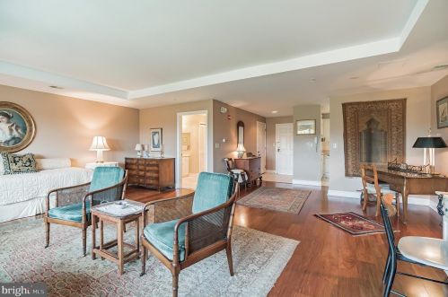 2300 Windrow Dr, Princeton NJ 08540-5020 exterior