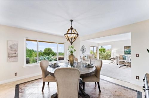 473 Country Hill Rd, Anaheim CA  92808-1353 exterior