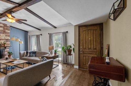 2917 Arcadia Ln, Carrollton TX  75007-5404 exterior