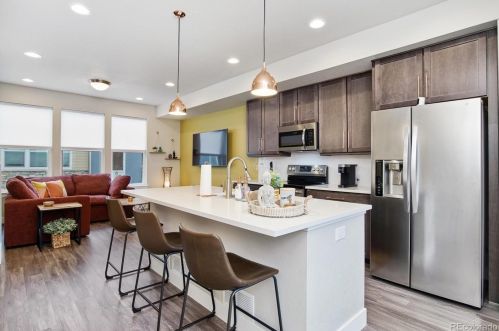 6749 Tempe Ct, Aurora CO  80016-2778 exterior