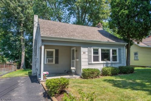 30 Highwood Rd, Parsippany, NJ 07834-3202