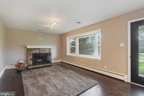 41 Roosevelt Blvd, Lancaster PA  17601-4039 exterior