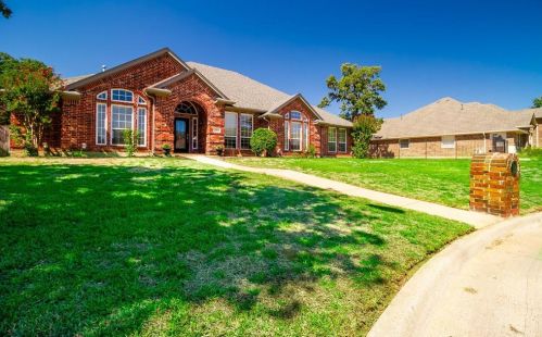 5 Oak Run Ct, Midlothian, TX 76063-2877