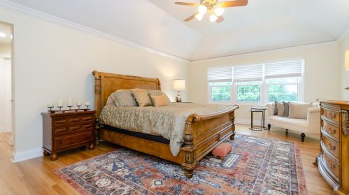 480 81 St, Willowbrook IL  60527-5985 exterior