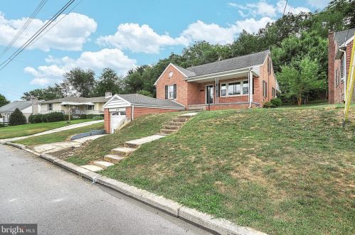 130 Baugher Dr, Hanover PA 17331-4003 exterior