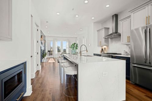 300 Gibson St, Atlanta GA  30316-0014 exterior