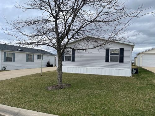 22943 Cog Hill Dr, Frankfort, IL 60423-7940