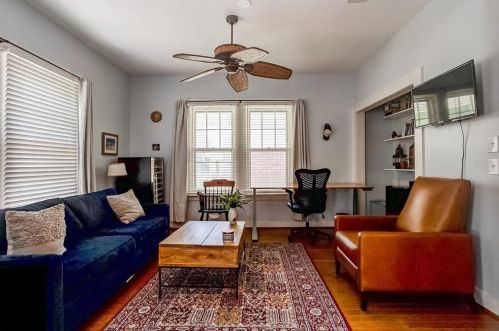 2208 Hillcrest St, Fort Worth TX  76107-4300 exterior