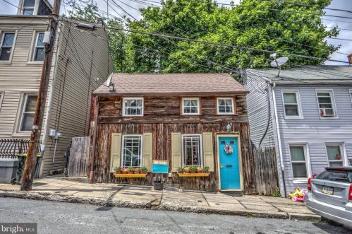 629 Poplar St, Lancaster, PA 17603-5504