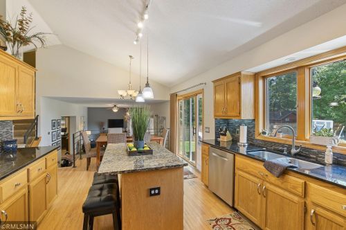 6512 137th St, Saint Paul MN  55124-4625 exterior