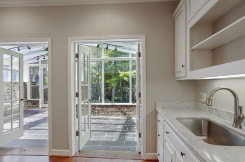 4300 Elizabeth Ln, Atlanta GA  30339-5320 exterior