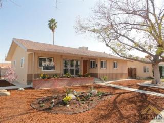 906 Bell Ave, Taft, CA 93268-2912