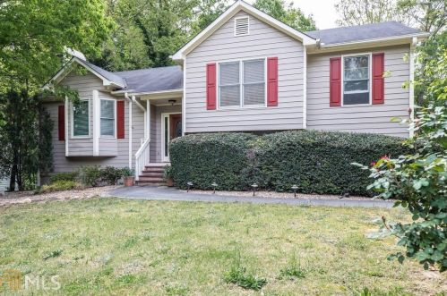126 Misty Ridge Pt, Hiram, GA 30141-5772