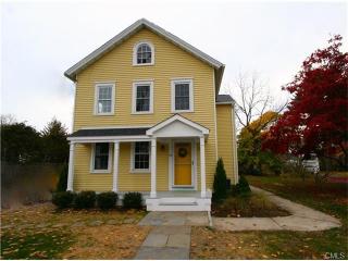 38 Harriet St, Norwalk, CT 06851-3616
