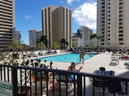 201 Ohua Ave, Honolulu HI 96815-3653 exterior