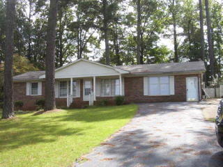 635 Almon Rd, Carrollton, GA 30117-1911