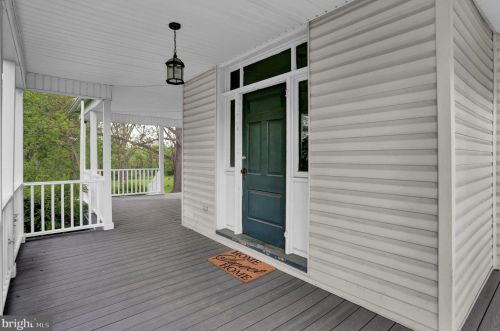 2141 Elim St, York, PA 17408-4036