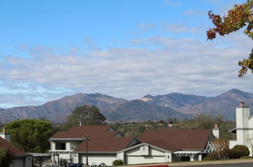 488 Ridgecrest Trl, Redding CA  96003-3274 exterior