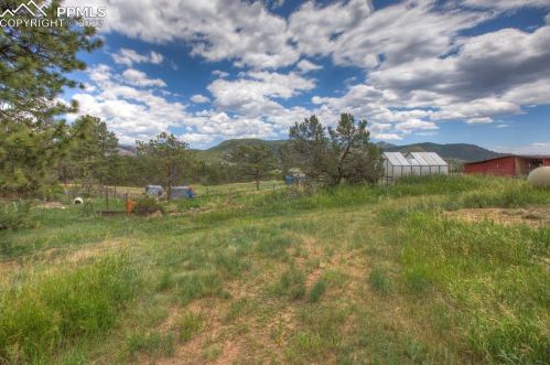 496 Wavelyn Ann Dr, Twin Rock, CO 80816-8814