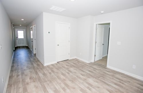 105 Browning Dr, Porterdale, GA 30016-6217