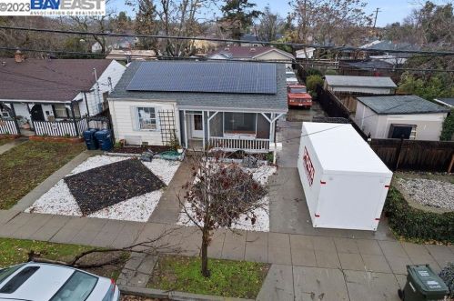 757 L St, Livermore, CA 94551-7004