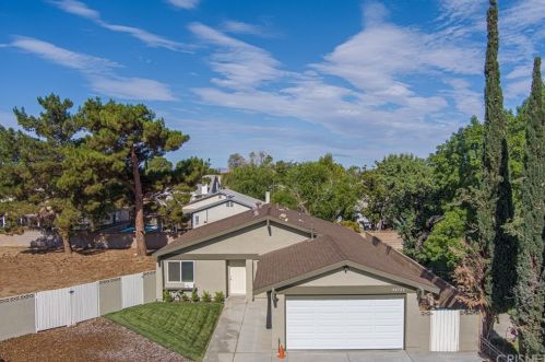 44725 Christie Ave, Lancaster, CA 93535-3426