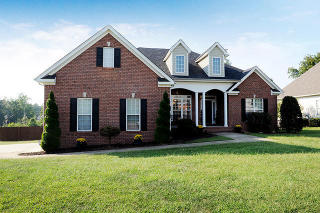 2403 Triangle Farm Rd, Chattanooga, TN 37421-2876