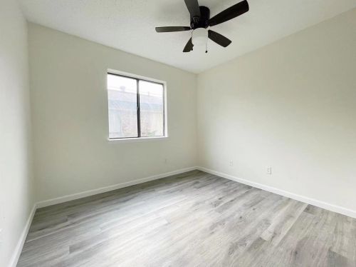 2219 Crockett Dr, Carrollton TX 75006-7753 exterior