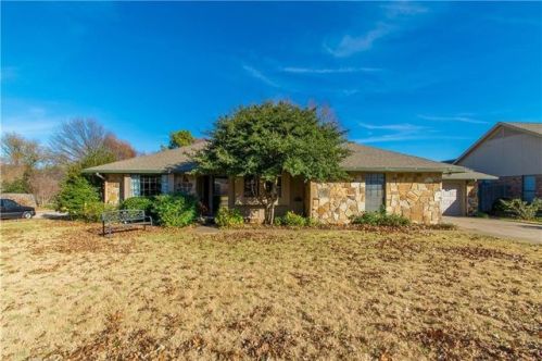 3416 Lytal Ln, Edmond, OK 73013-6911
