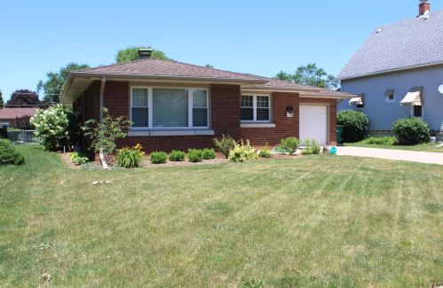 1129 Roosevelt Ave, Joliet, IL 60435-4449