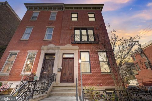 1538 Green St, Philadelphia, PA 19130-4000