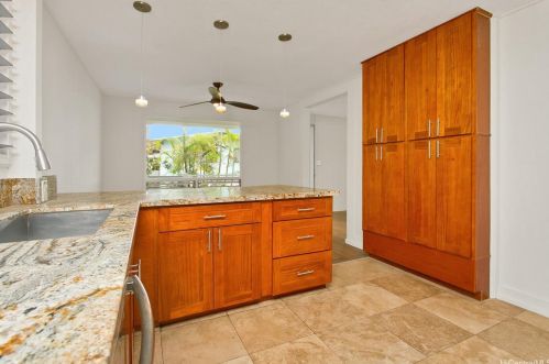 1904 Iwi Way, Honolulu HI  96816-3908 exterior