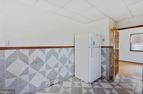 5623 Browning Rd, Camden NJ 08109-1638 exterior