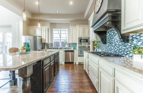 6911 Cyn Mdw Dr, Garland TX  75048-3050 exterior