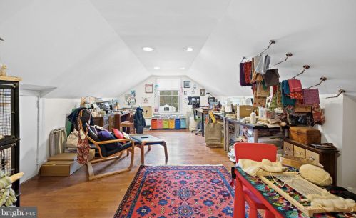 69 Laurel Rd, Princeton NJ 08540-2708 exterior