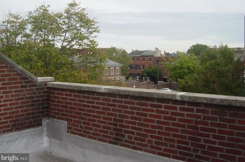 400 5 St, Philadelphia PA 19147-1508 exterior