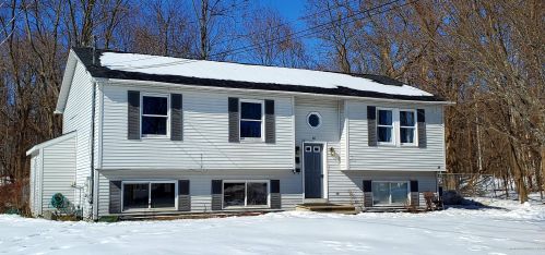 96 Winter St, Lewiston, ME 04240-7546
